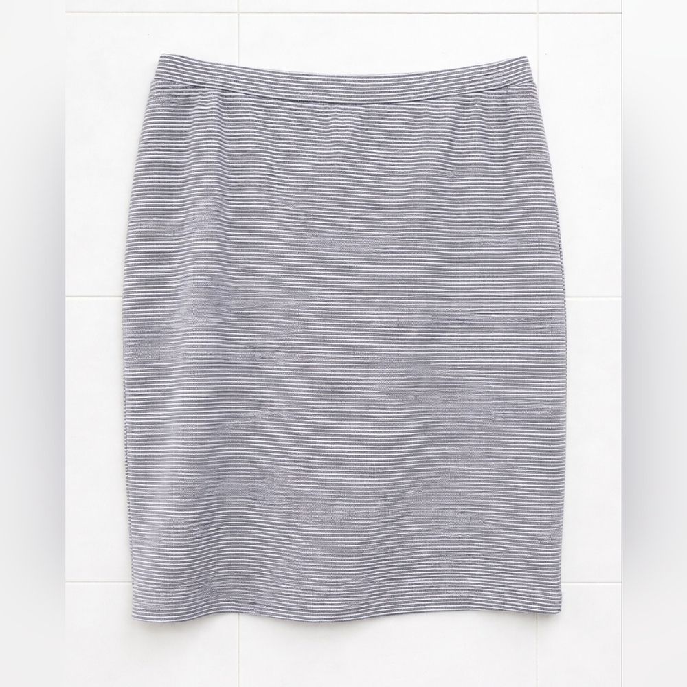 🪻 Blue and White Ribbed Skirt - size small